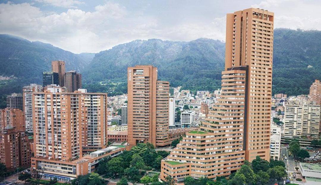 Amoblado Bogota, Wifi, Agua Caliente Apartment Exterior photo